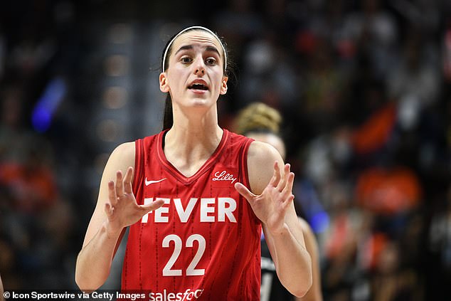Clark je izazvao veliko zanimanje za WNBA igre nakon što ga je draftirala Indiana Fever