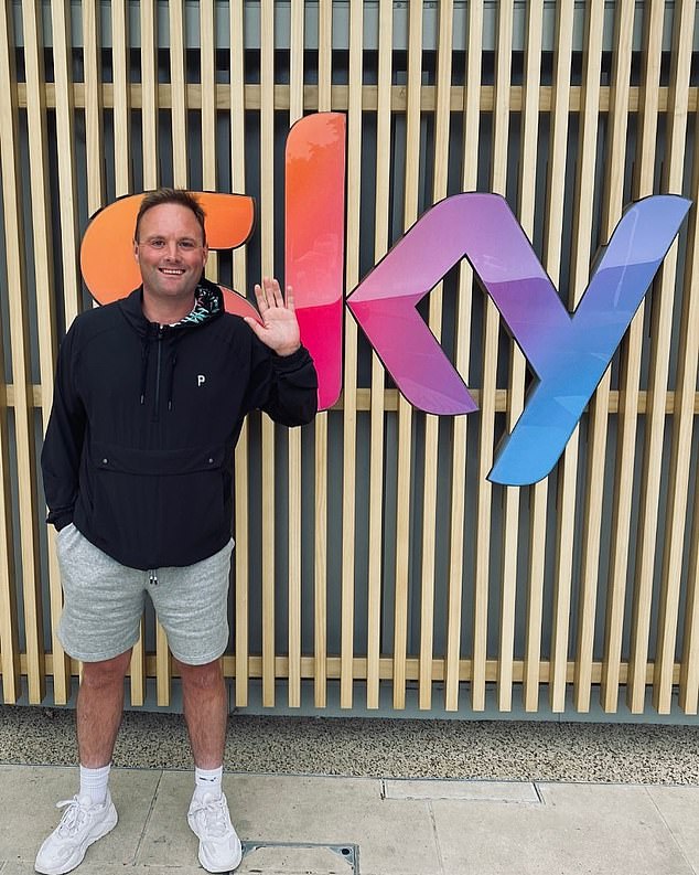 Tubes je bio miljenik obožavatelja na Soccer AM-u prije nego što je napustio Sky nakon više od dva desetljeća prošle godine