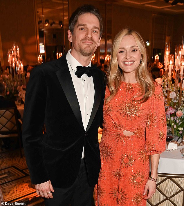 Fearne Cotton objavila je da se rastala od svog supruga Jesseja Wooda nakon 10 godina braka (par je ovdje na slici u veljači)