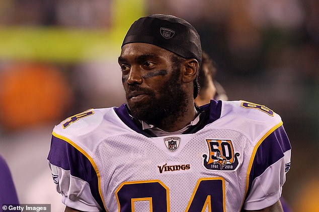 Moss je legenda Minnesota Vikingsa, koji je prethodno uvršten u Prsten časti