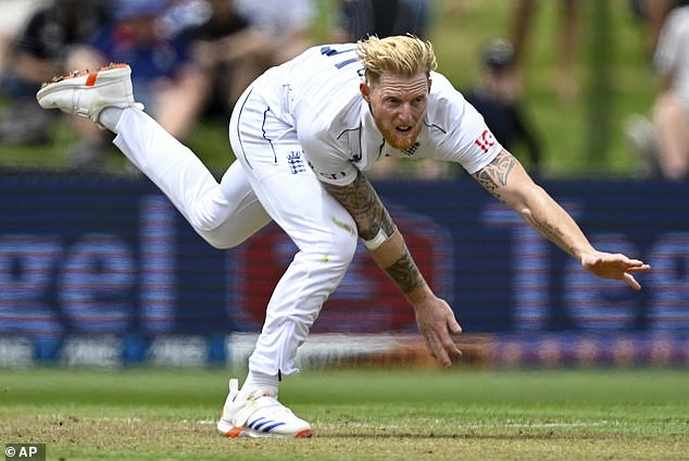 Ben Stokes dobio je 23 overa i s užitkom bacao loptu u ohrabrujući znak za Englesku
