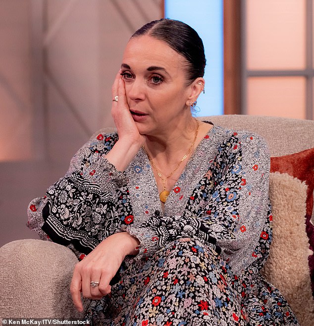 A sada je otkriveno da je Amanda odbila golemu novčanu ponudu da glumi u nadolazećoj seriji CBB-a iz straha da će je netko kontrolirati na internetu