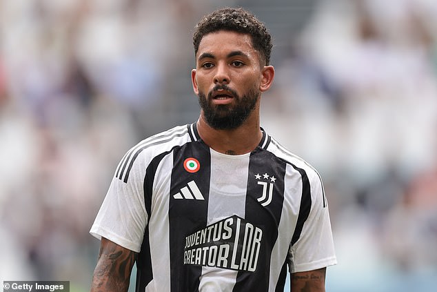Luiz je također tijekom ljeta otišao s Villa Parka u Torino, nakon pet sezona u Premier ligi