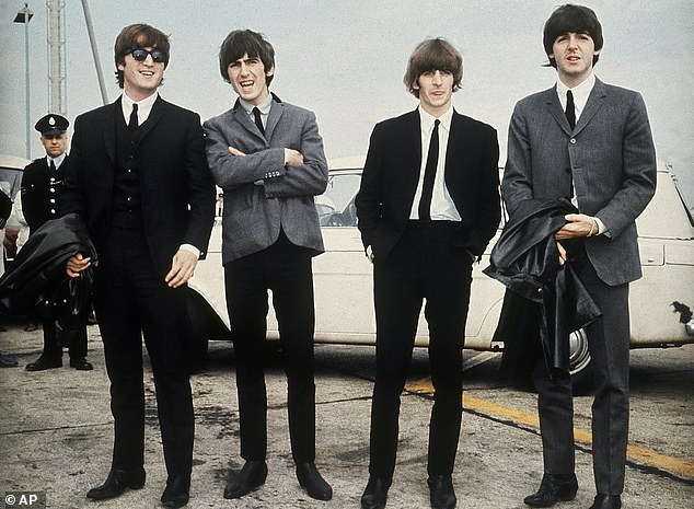 Liverpulska četvorka trebala je igrati Gator Bowl u gradu 1964., no rečeno im je da će publika biti odvojena (John Lennon, George Harrison, Ringo Starr i Paul LR na slici 1964. u Liverpoolu)
