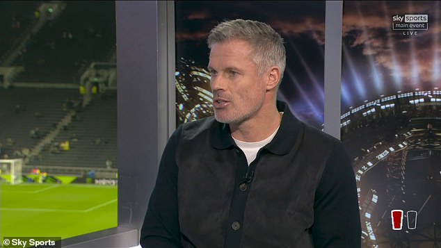 Jamie Carragher nije bio uvjeren Martinezovim nastupom u četvrtfinalu