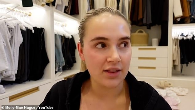 Dolazi nakon što je Molly-Mae progovorila o svom 'divnom' ponovnom susretu sa svojim bivšim zaručnikom Tommyjem Furyjem nakon što su prošlog vikenda odveli svoju kćer Bambi u soft-play centar