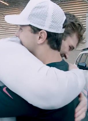 No obožavatelji su uvjereni da ih nije sam kupio