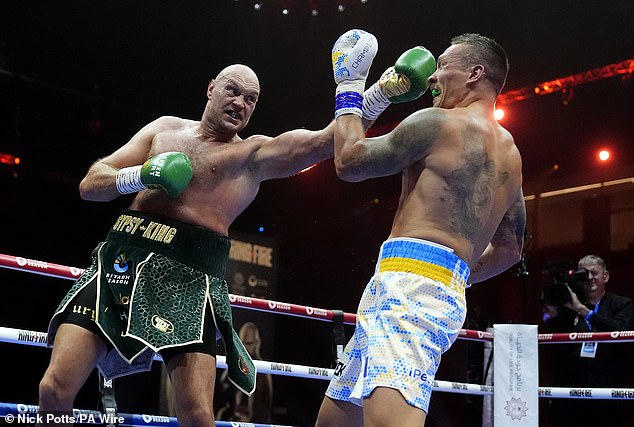 Također je pozvao Furyja da bude agresivniji i pokuša gurnuti Usyka natrag u ring