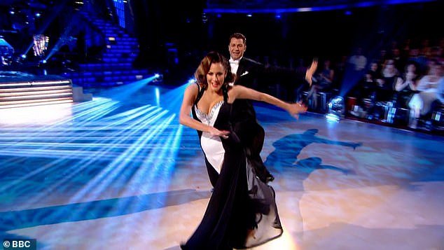 Dolazi nakon što su fanovi Strictlyja ostali u suzama u subotu navečer dok je show odavao počast zvijezdama koje su preminule tijekom 20. godišnjice specijala (Caroline Flack na slici s Pashom Kovalevom)