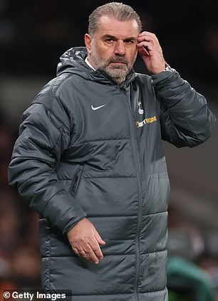 Ange Postecoglou gledao je kako njegova momčad gubi 6-3 od Liverpoola u nedjelju