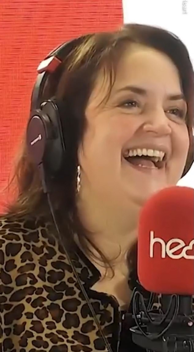 Par se pojavio na radiju Heart s Jasonom Kingom i Emmom Bunton kako bi razgovarali o dugo očekivanoj nadolazećoj epizodi
