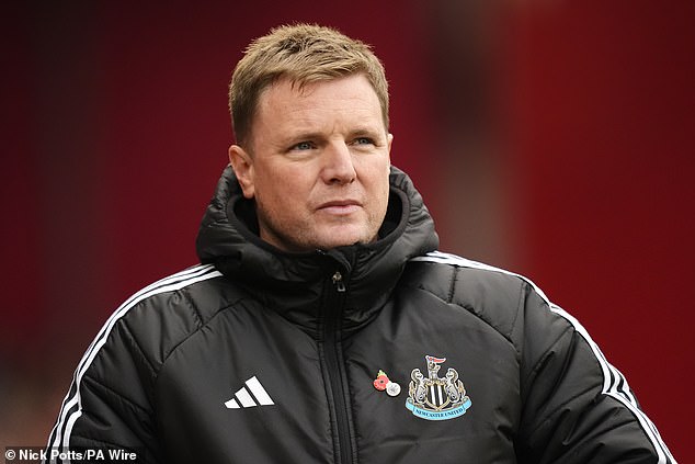Trener Newcastlea, Eddie Howe, želio je Marca Guehija u ljeto i licitirao je tri puta za njega