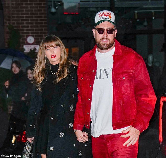 Veza Travisa Kelcea i Taylor Swift dovela je njegove nastupe pod svjetla reflektora