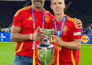 Agent Danija Olma stiže u Manchester jer se čini da bi Barcelonu mogao BESPLATNO napustiti u siječnju, s problemima oko registracije u njihovu momčad, s otkucavanjem vremena na njihovim financijama