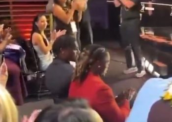 Angel Reese dijeli otvorenu poruku o zaručnici Travisa Huntera nakon kontroverze na ceremoniji Heisman