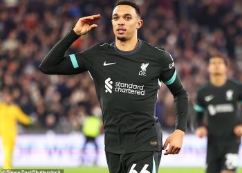 Arne Slot procjenjuje budućnost Trenta Alexandera-Arnolda nakon što je zvijezda Liverpoola dala veliku naznaku o interesu Real Madrida proslavom gola u 5-0 pobjedi kod West Hama