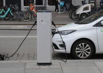 Auto Klub – Brojke otkrile nevjerojatnu istinu: Europljani obožavaju automobile na struju