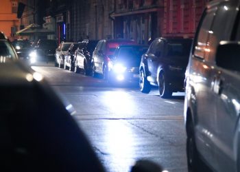 Auto Klub – ‘Imaš za Cayenne, a nemaš za parking’? Političar započeo rat protiv vlasnika skupocjenih automobila