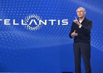 Auto Klub – Kraj ‘rata’: Nakon odlaska Tavaresa, Stellantis i Italija bi se konačno mogli pomiriti