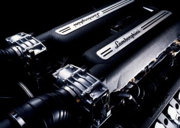 Auto Klub – Lamborghini: ‘Mogli smo zadržati Audijev V10 motor umjesto novog V8, no uz ogromne kompromise i troškove