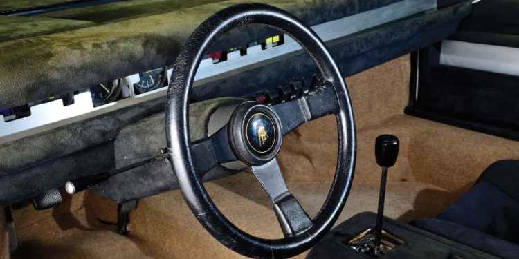 Auto Klub – Materijal koji danas nalazimo u mnogim autima slavi 50 godina: Debitirao je u konceptnom Lamborghiniju