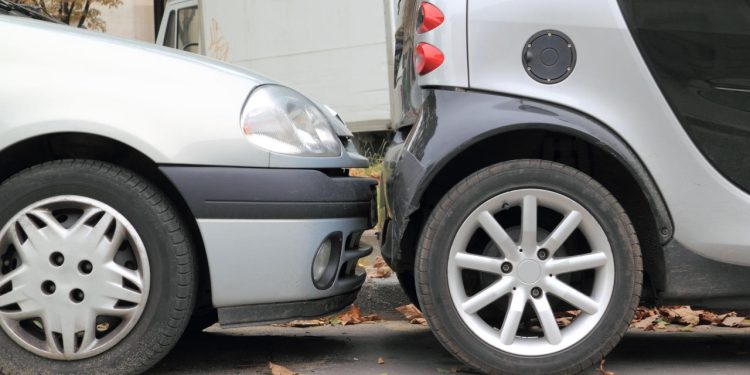 Auto Klub – Muči vas bočno parkiranje? Imamo jednostavno rješenje za vaš problem