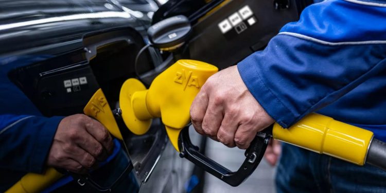 Auto Klub – Novi BMW-i od 2025. iz tvornica izlaze s biljnim uljem umjesto dizela u spremniku goriva