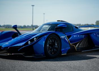 Auto Klub – Ovaj fantastični superautomobil dolazi iz Češke: Prvi primjerak je isporučen kupcu