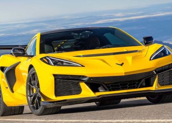 Auto Klub – Prava poslastica iz SAD-a: Nova Corvette za ‘diskontnu cijenu’ ubrzava poput najbržih superautomobila