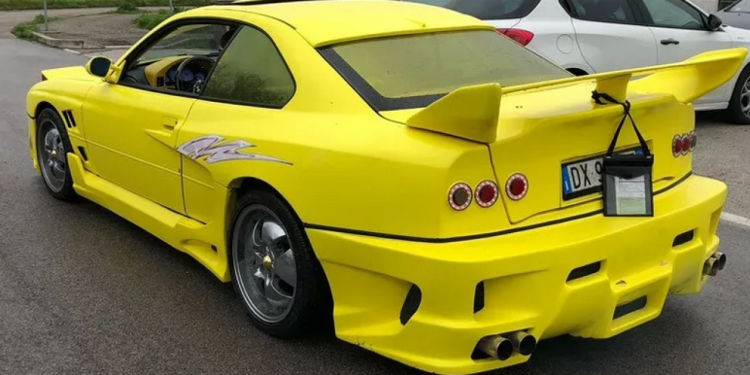 Auto Klub – Prepoznajete li automobil s fotografije? Netko je jako ‘modificirao’ legendarni BMW klasik i sada ga prodaje