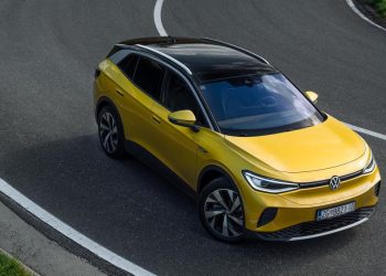 Auto Klub – Prisjelo mu: Vlasnik električnog automobila čeka već sedam mjeseci na popravak jer u servisu nema alata