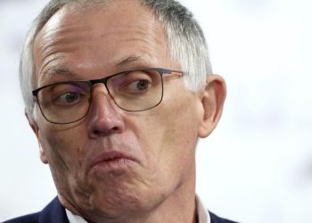 Auto Klub – Tavares: ‘Kina je mnogo godina ispred nas s električnim vozilima, EU političari su nas odveli u slijepu ulicu’