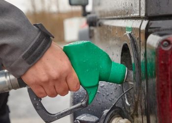 Auto Klub – To zanima većinu vozača: Stručnjak njemačkog ADAC-a izračunao koliko će koštati benzin i dizel u 2025. godini