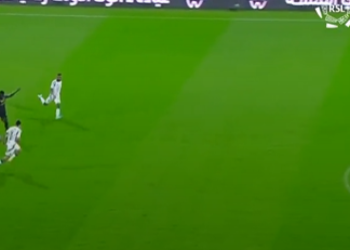 Barrow senzacionalno protiv Ibaneza i Demirala! Lopta u korner sa 35 metara