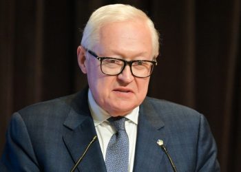 Bidenovi dužnosnici pokušavaju uništiti Trumpov pokušaj mira – Moskva – RT World News