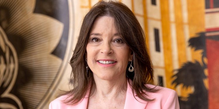 Bivša predsjednička nada Marianne Williamson najavljuje ponudu za predsjednicu DNC-a, nastoji ‘ponovno osmisliti stranku’