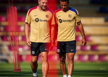 Bivša zvijezda Liverpoola ‘namjerava se sljedeći mjesec pridružiti Barceloni kao dio trenerske postave Hansija Flicka’