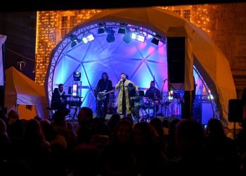 Bogat glazbeni početak tjedna u Trogiru: Jutarnji show uz Domenicu, večernji uz Damira Kedžu & Zsa Zsu