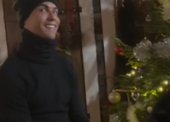 CR7 u kući Djeda Mraza: njegova reakcija je urnebesna