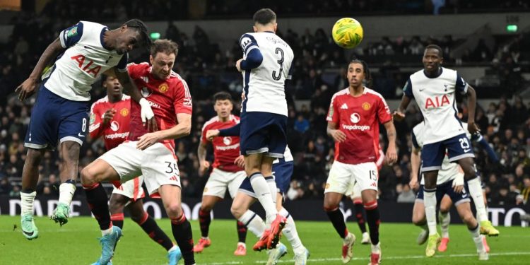 Carabo Cup, Tottenham i Manchester United 4-3. Spursi u polufinalu