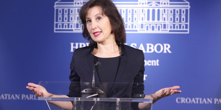 OREŠKOVIĆ: ‘Ustavni suci kao kršitelji Ustava. Pa toga se niti AP ne bi sjetio’ | NACIONAL.HR