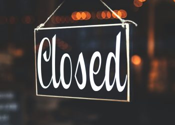 Debanking zaslužuje hitnu pozornost