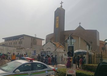 Deseci ubijenih u stampedu na događajima podjele pomoći u Nigeriji — RT Africa