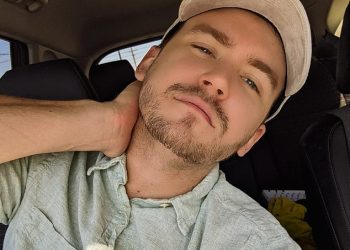 Dječji glumac Full House Blake Tuomy-Wilhoit razvodi se od supruge nakon pet godina braka