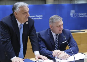 Dvije države članice koje uništavaju ugled EU – pomoćnik Zelenskog – RT Rusija i bivši Sovjetski Savez