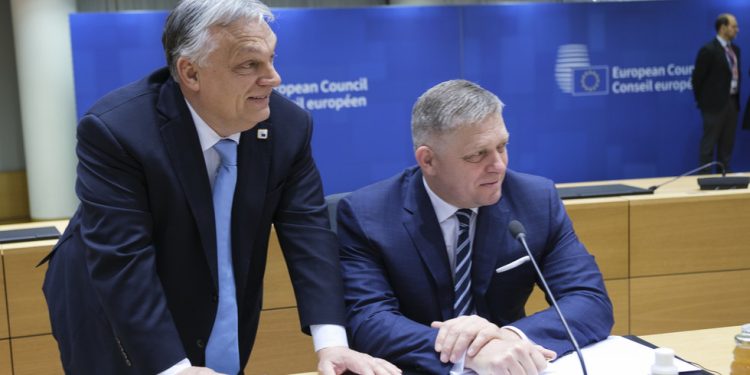 Dvije države članice koje uništavaju ugled EU – pomoćnik Zelenskog – RT Rusija i bivši Sovjetski Savez