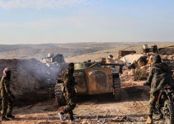 Džihadisti marširaju na glavni grad Sirije — RT World News