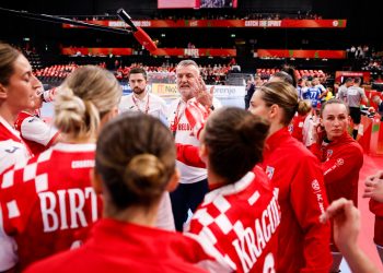 RUNDA ZA SVE Hrvatski rukometni izbornik uoči ključne utakmice dobio 138.000 eura! | NACIONAL.HR