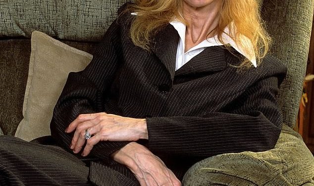 Eminemova majka Debbie Nelson umrla u 69. godini: Reperova majka preminula nakon borbe s rakom pluća