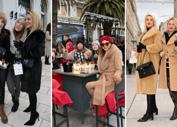 FOTO Pogledajte najbolje fotografije Badnjaka u Splitu. Ako ste bili u gradu, potražite se među slikama